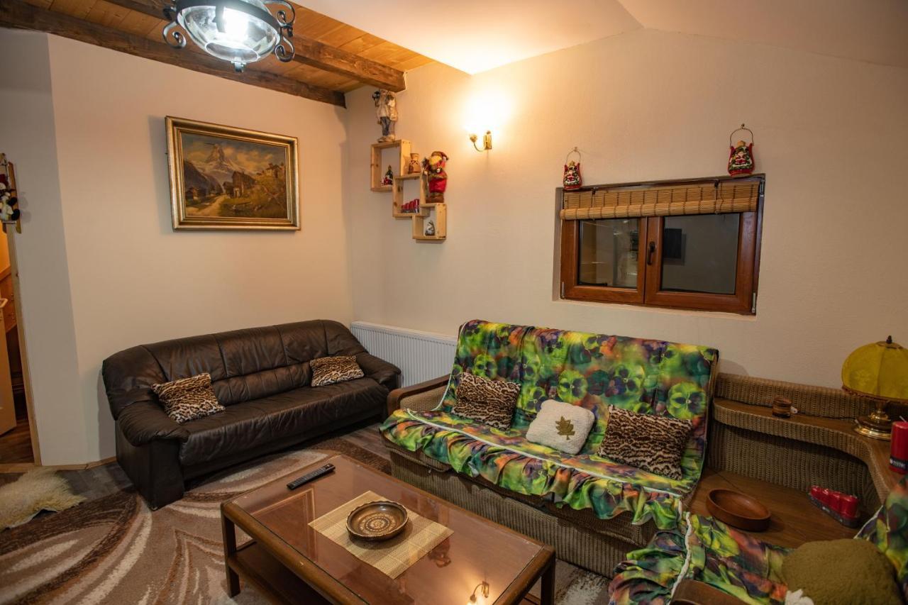 Apartmani Sp Jovanovic Crni Vrh Luaran gambar